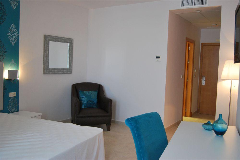 Hotel Costa Conil By Fuerte Group コニル・デ・ラ・フロンテラ エクステリア 写真