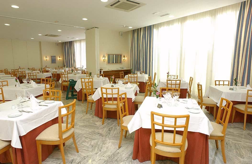 Hotel Costa Conil By Fuerte Group コニル・デ・ラ・フロンテラ エクステリア 写真
