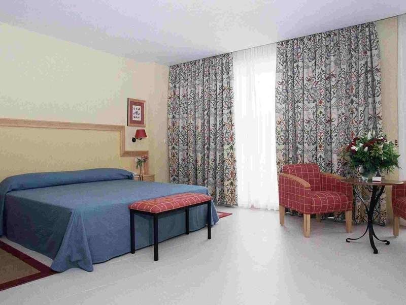 Hotel Costa Conil By Fuerte Group コニル・デ・ラ・フロンテラ エクステリア 写真