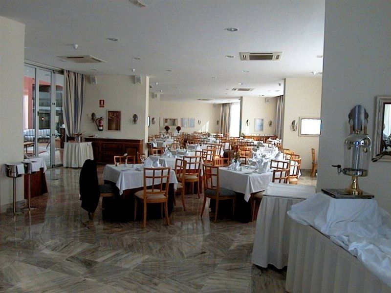 Hotel Costa Conil By Fuerte Group コニル・デ・ラ・フロンテラ エクステリア 写真